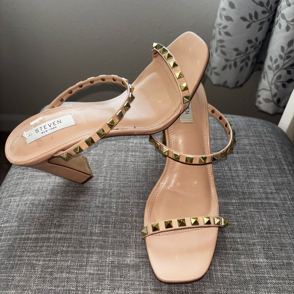 Steve Madden Beige Studded Women's Sandals
